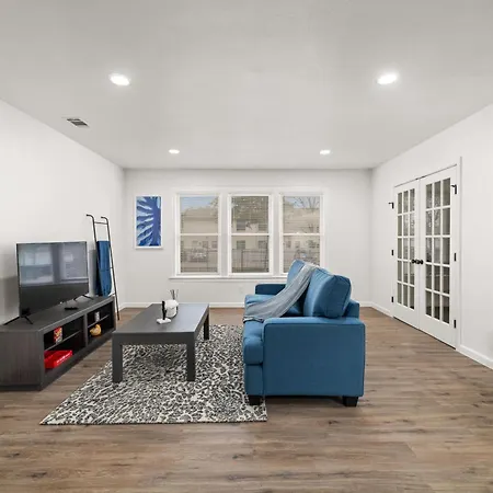 2 Bed 1 Bath Condos Near Lakewood